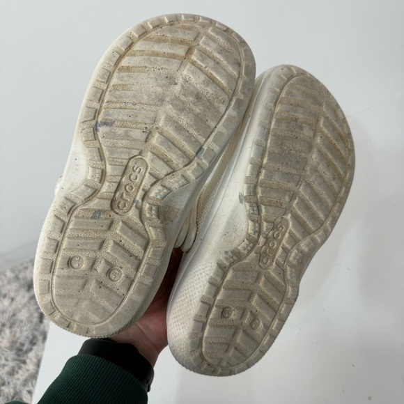 Crocs white & grey sherpa lined classic clogs slip on - Picture 7 of 7